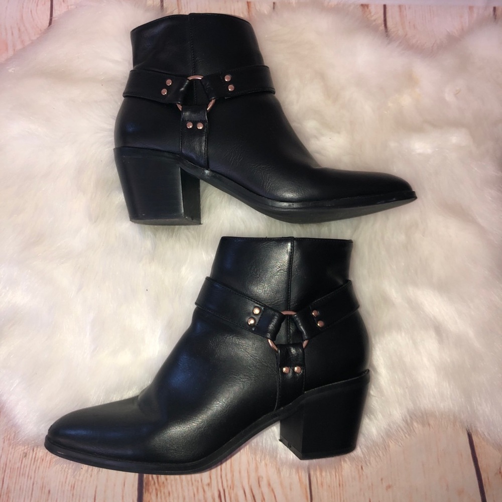 Forever 21 Black Booties